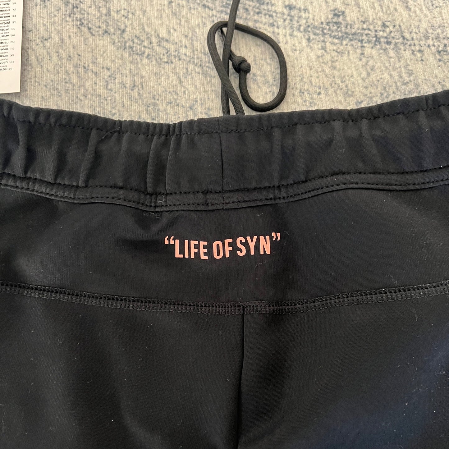 NIKE TECH FLEECE x SYNA CENTRAL CEE PANTS - Phantom Kicks