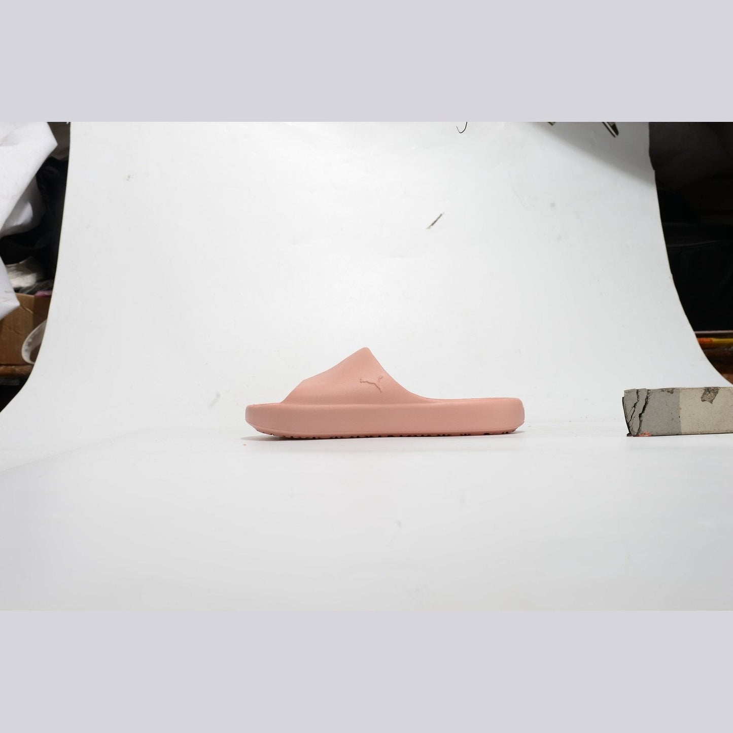 PUMA SHIBUI CAT SLIDE x PEACH - Phantom Kicks