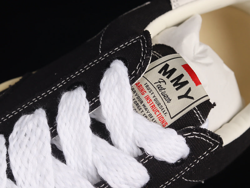 MAISON MIHARA YASUHIRO BLAKEY OG SOLE LEATHER LOW BEIGE BLACK - Phantom Kicks