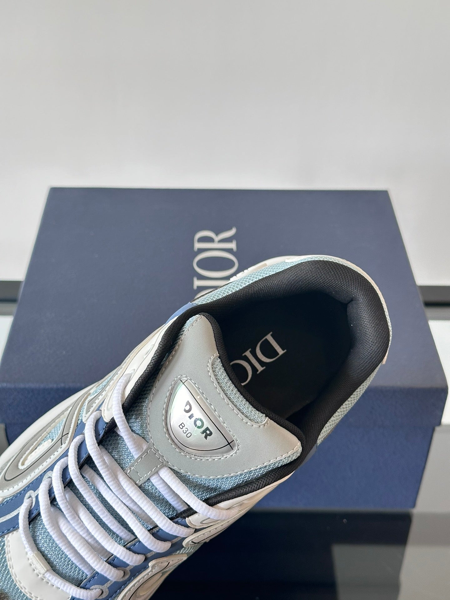 DIOR B30 BLUE WHITE - Phantom Kicks