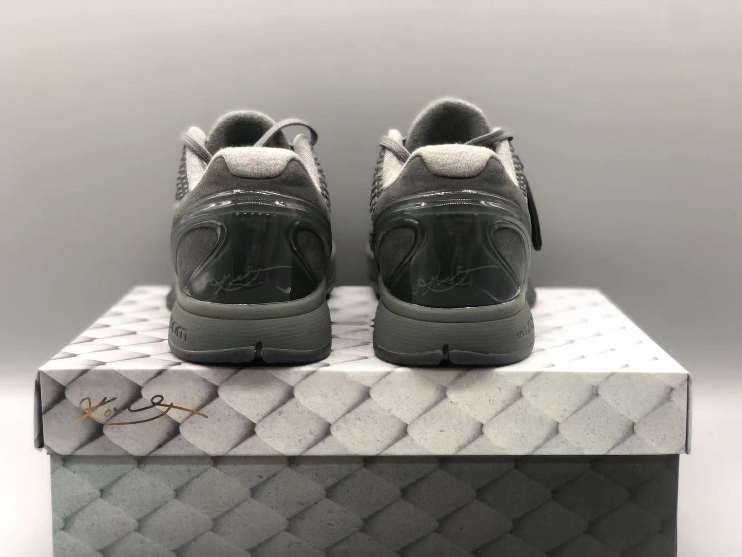 NIKE KOBE 6 PROTRO x FADE TO BLACK - Phantom Kicks
