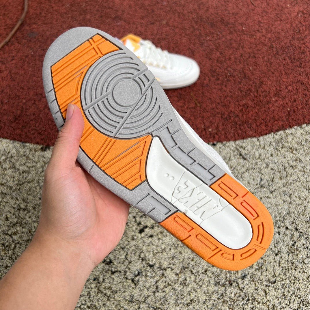 Air Jordan 2 Low Grey/White/Orange - Phantom Kicks