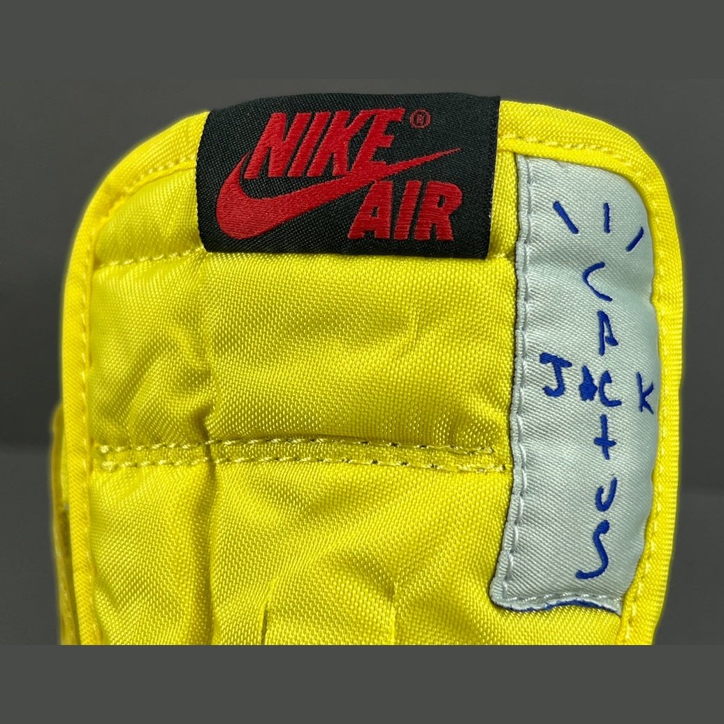JORDAN 1 LOW OG x CANARY - Phantom Kicks