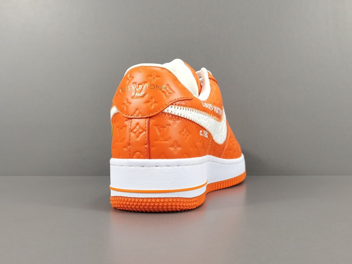 NIKE AIR FORCE 1 x LOUIS VUITTON ORANGE - Phantom Kicks