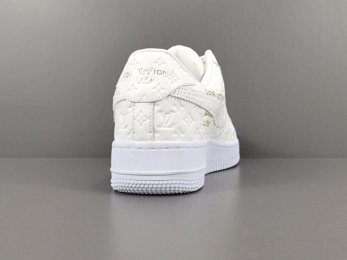 NIKE AIR FORCE 1 x LOUIS VUITTON WHITE - Phantom Kicks
