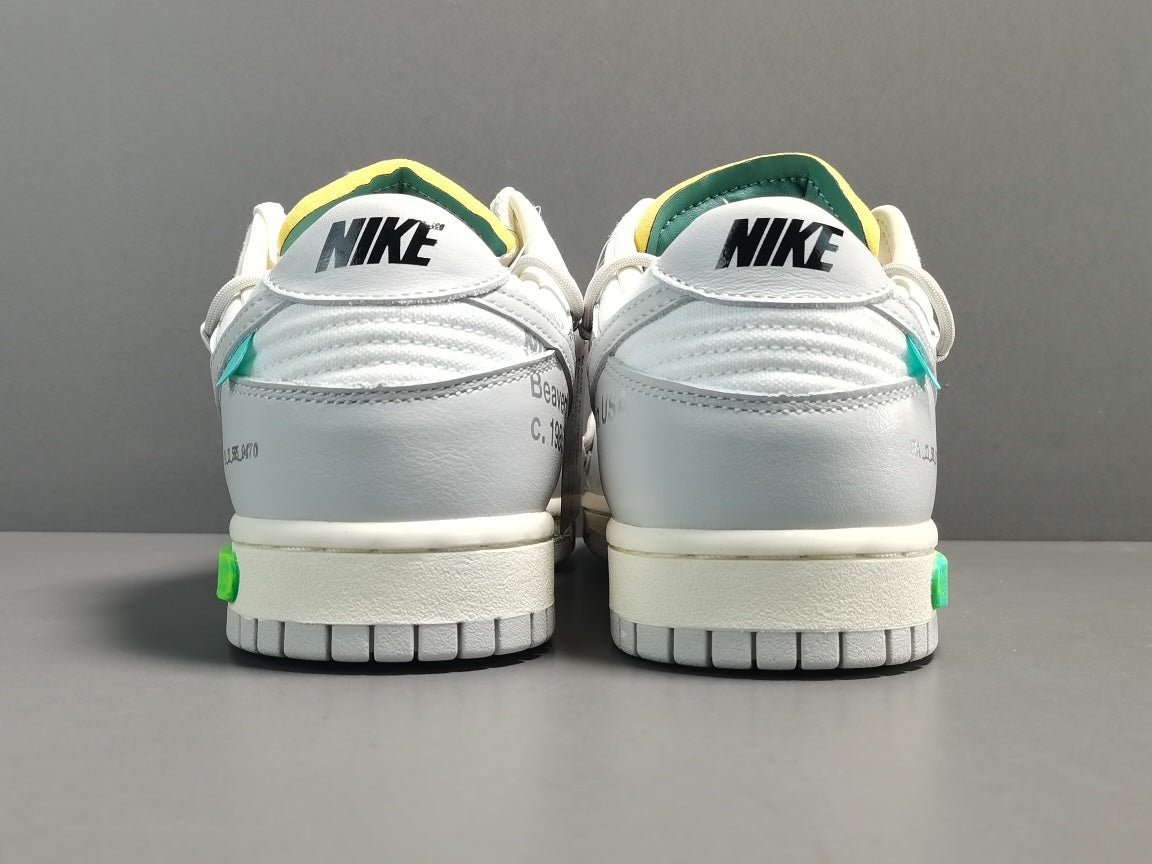 NIKE DUNK x OFF-WHITE LOT 42 - Phantom Kicks