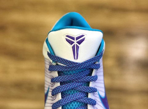NIKE KOBE 4 PROTRO x DRAFT DAY HORNETS - Phantom Kicks