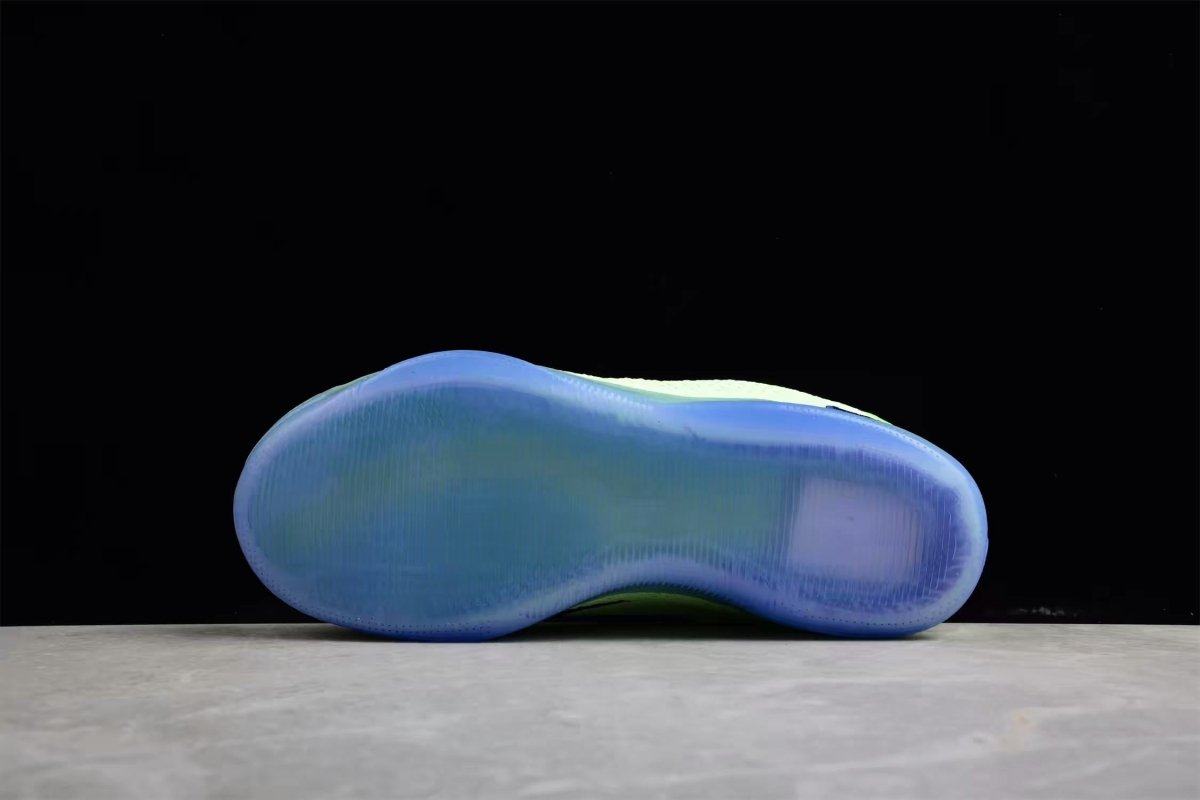 NIKE KOBE 11 ELITE LOW 4KB x LIQUID LIME - Phantom Kicks
