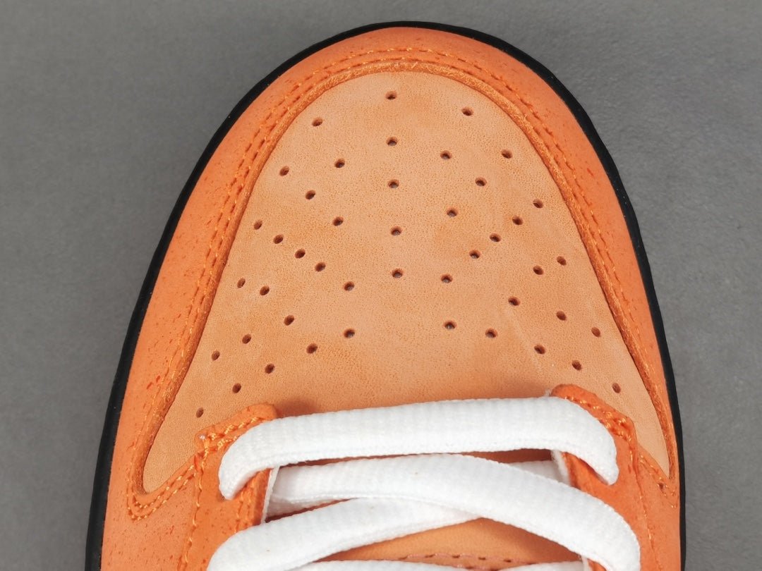 NIKE SB DUNK x CONCEPTS ORANGE LOBSTER - Phantom Kicks