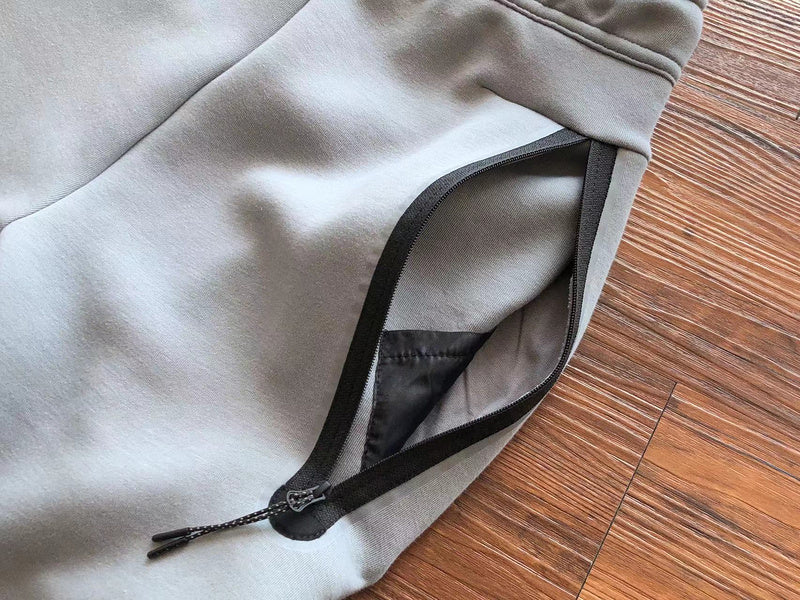 NIKE TECH FLEECE PANTS x GREY/WHITE - Phantom Kicks