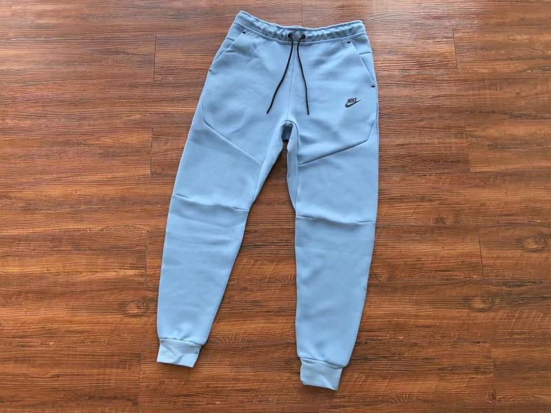 NIKE TECH FLEECE PANTS x LIGHT BLUE - Phantom Kicks