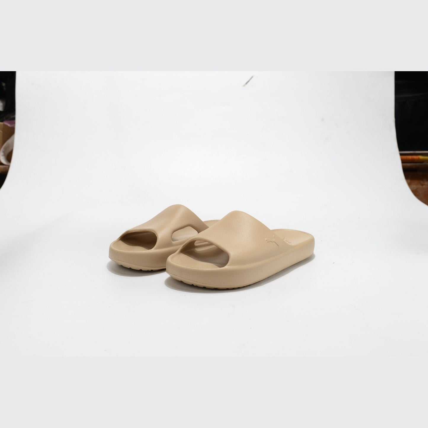 PUMA SHIBUI CAT SLIDE x KHAKI LIGHT SAND - Phantom Kicks