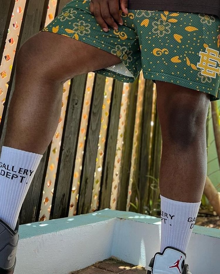 EE Basic Short Green Paisley - Phantom Kicks