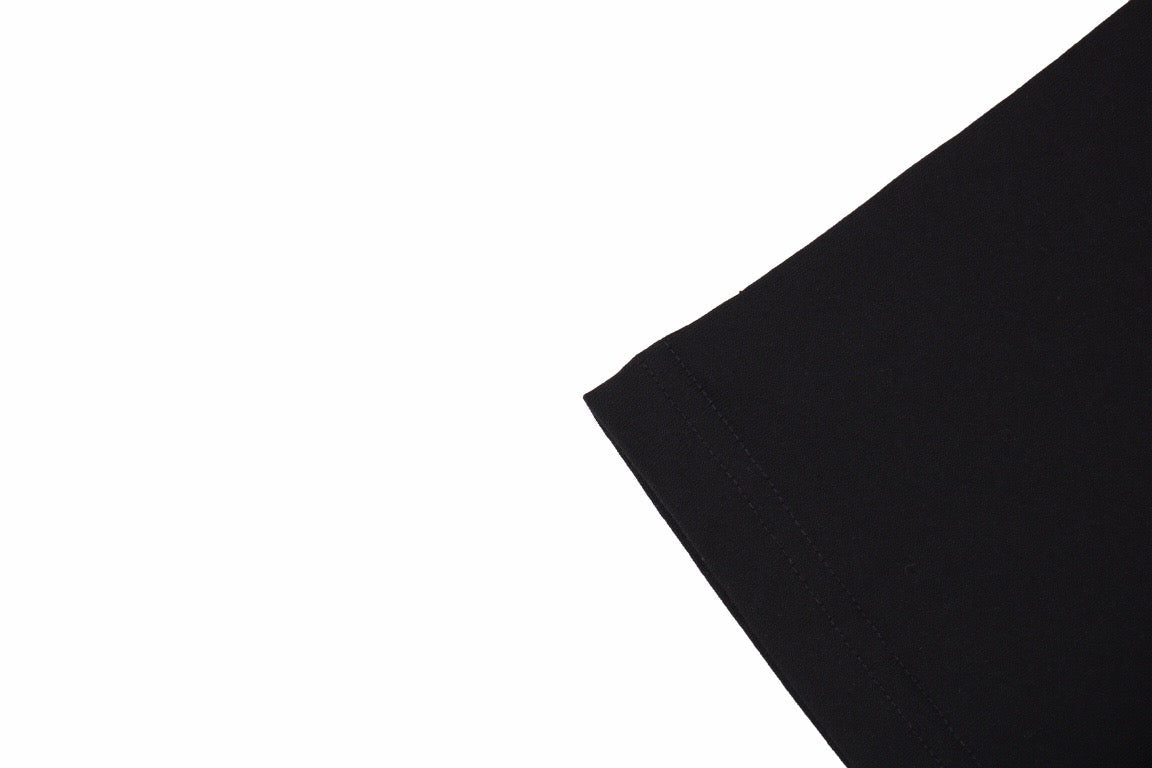 Burberry T-shirt with London England Logo - Phantom Kicks