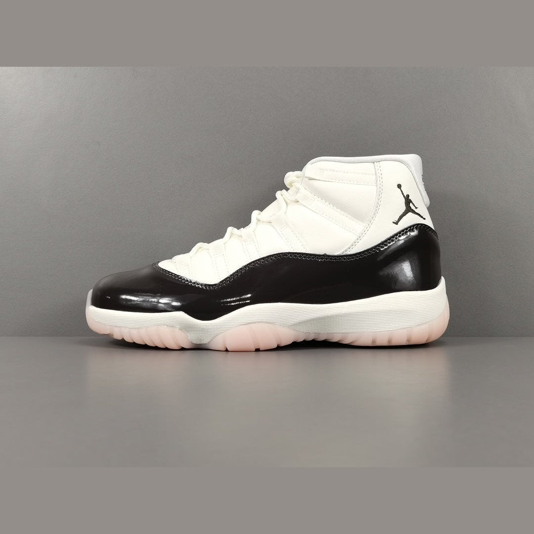 JORDAN 11 RETRO x NEOPOLITAN - Phantom Kicks