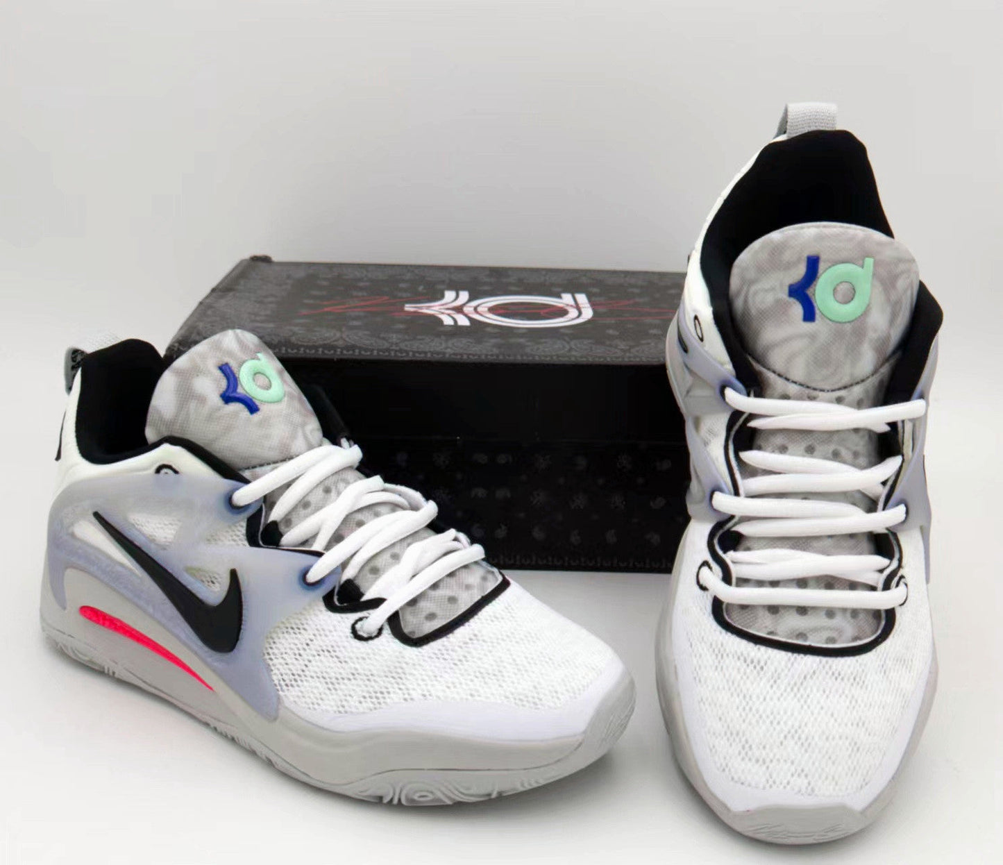 NIKE KD 15 x BROOKLYN NETS - Phantom Kicks