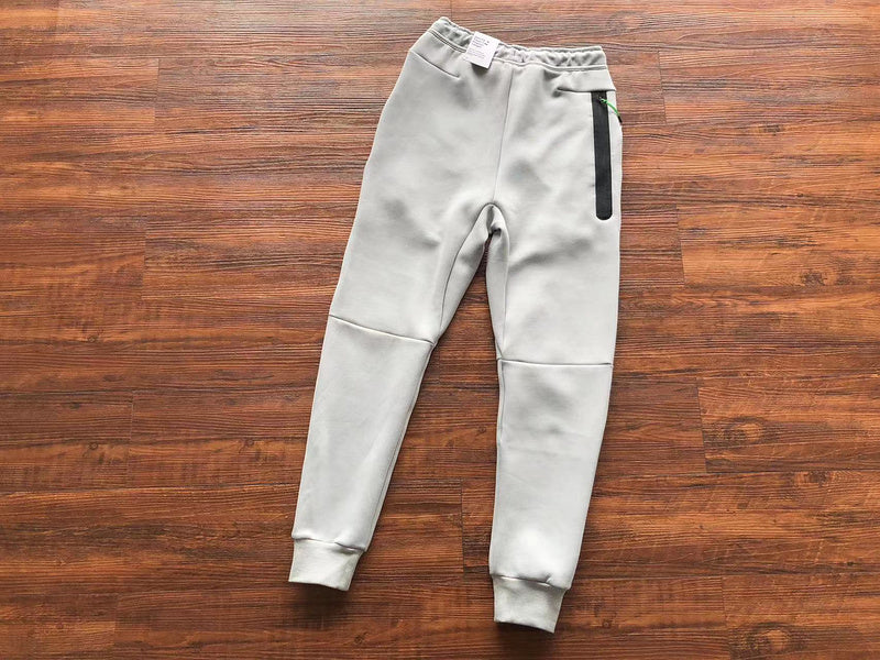 NIKE TECH FLEECE PANTS x GREY/BLACK/GREEN - Phantom Kicks