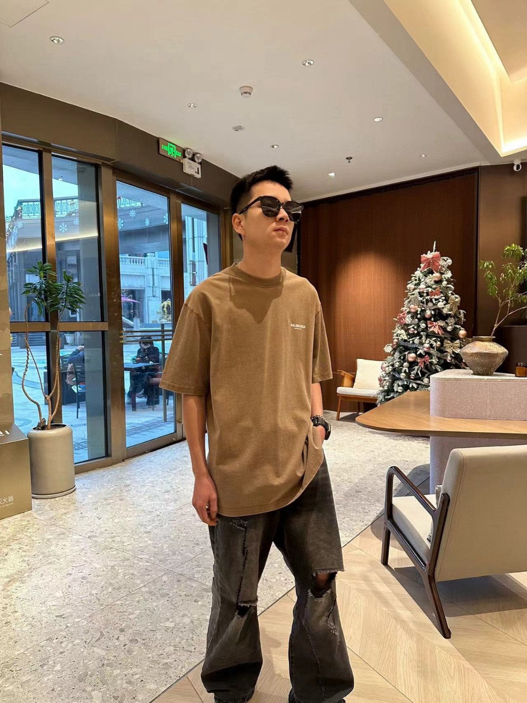 Balenciaga T-Shirt - Berlin Graphic - Phantom Kicks