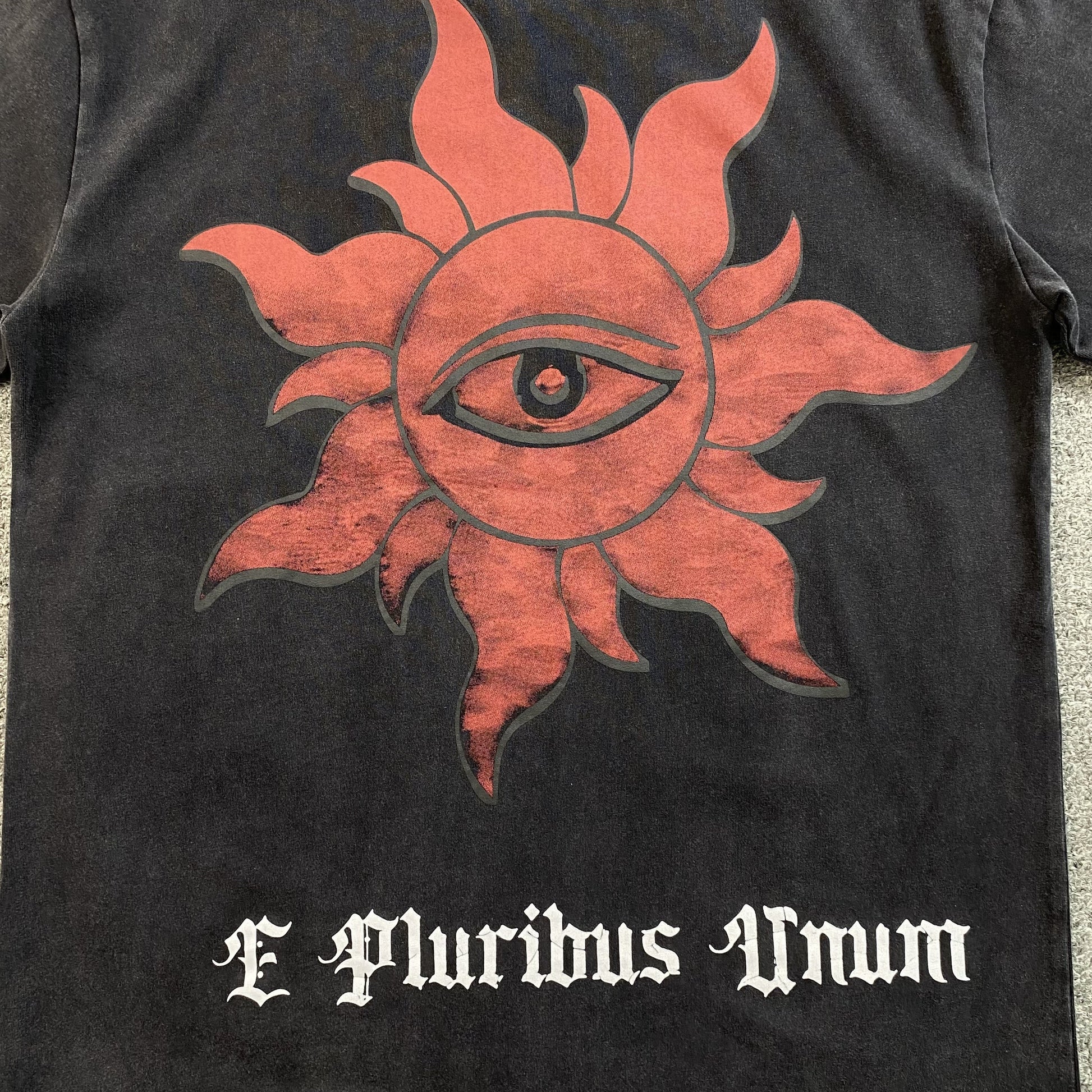 GODSPEED E PLURIBUS UNUM T-SHIRT WASHED BLACK - Phantom Kicks