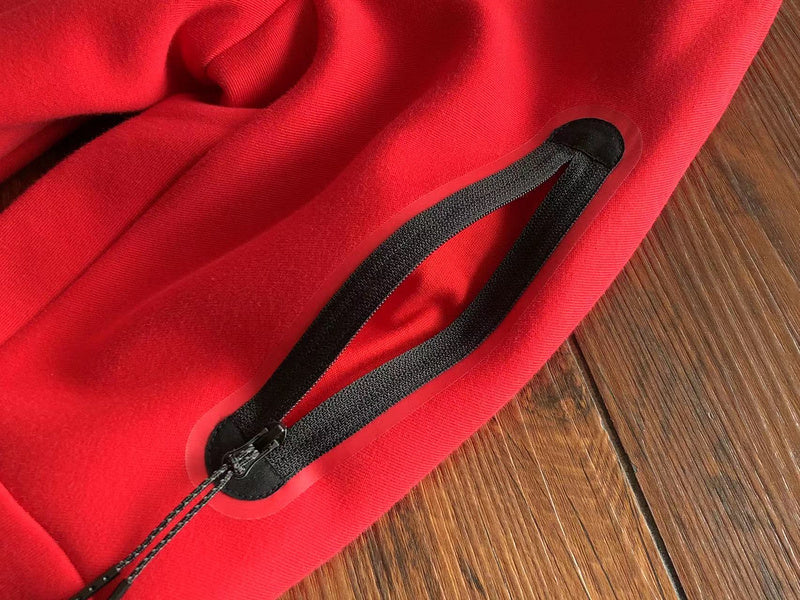 NIKE TECH FLEECE HOODIE x UNIVERSITY RED - Phantom Kicks