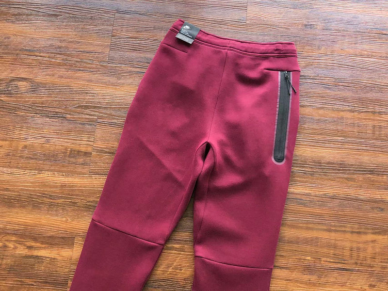 NIKE TECH FLEECE PANTS x BURGUNDY - Phantom Kicks