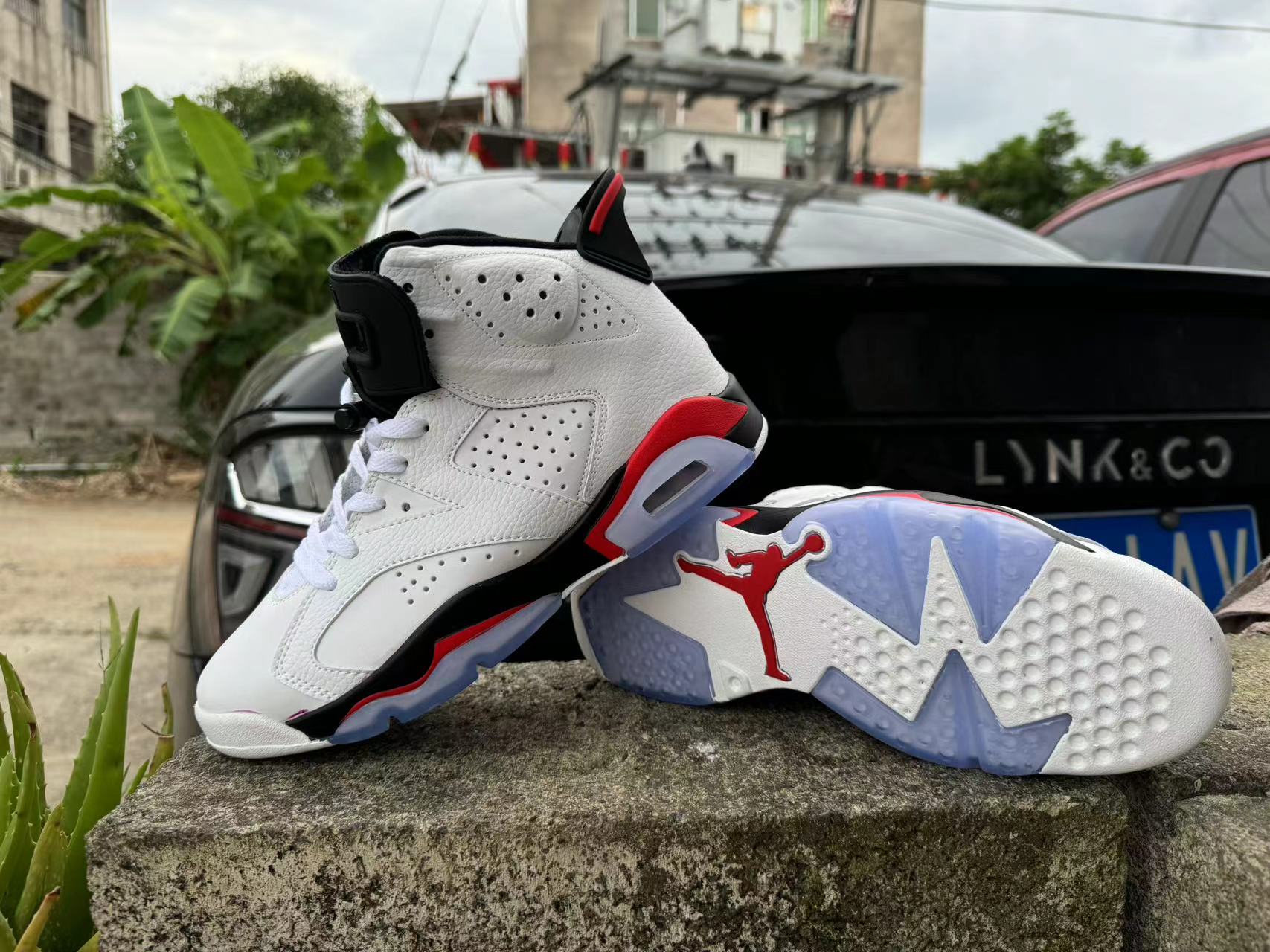 Jordan 6 "White/Infrared" - Phantom Kicks