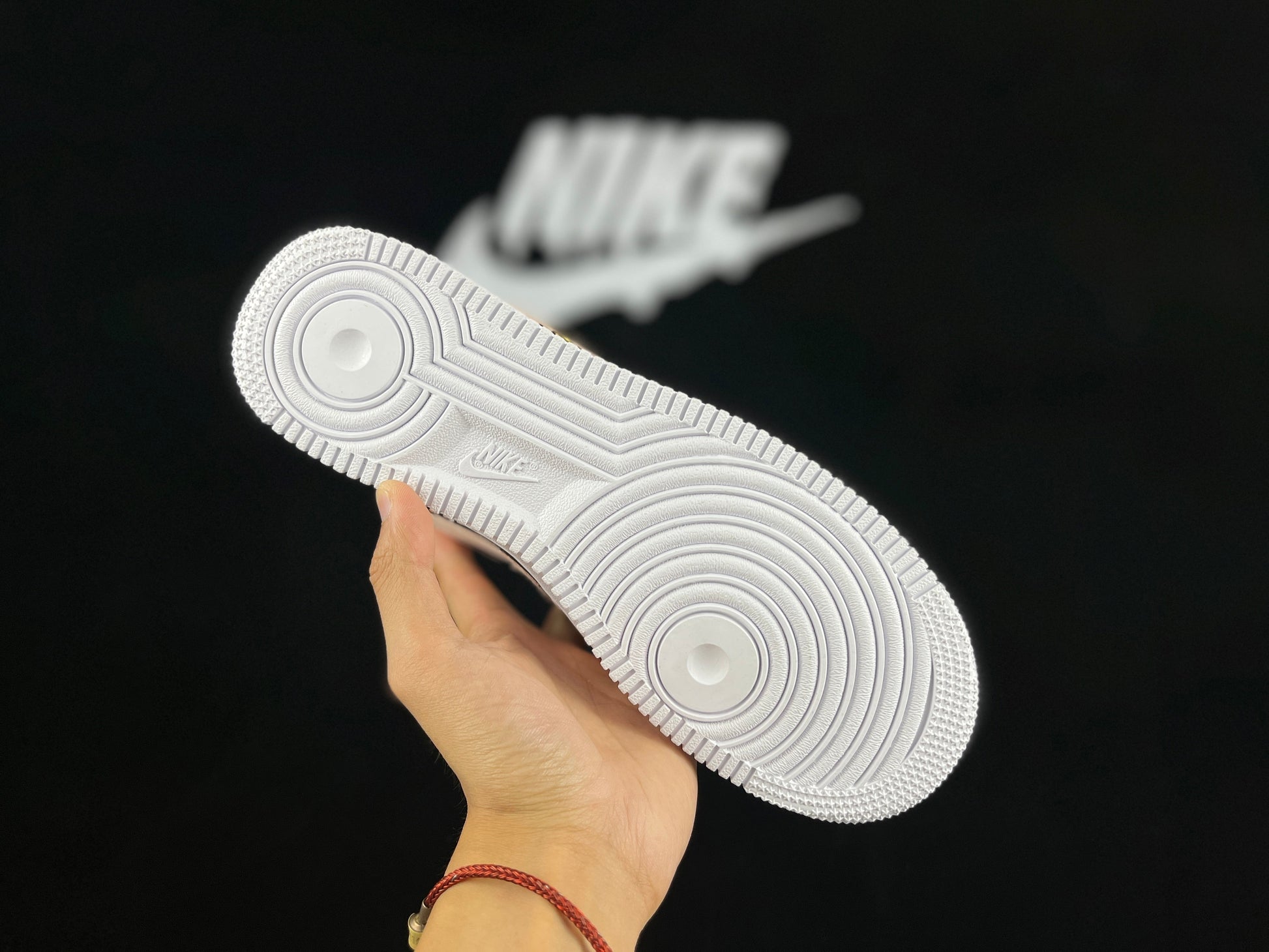 NIKE AIR FORCE 1 "Pink Buckle" - Phantom Kicks