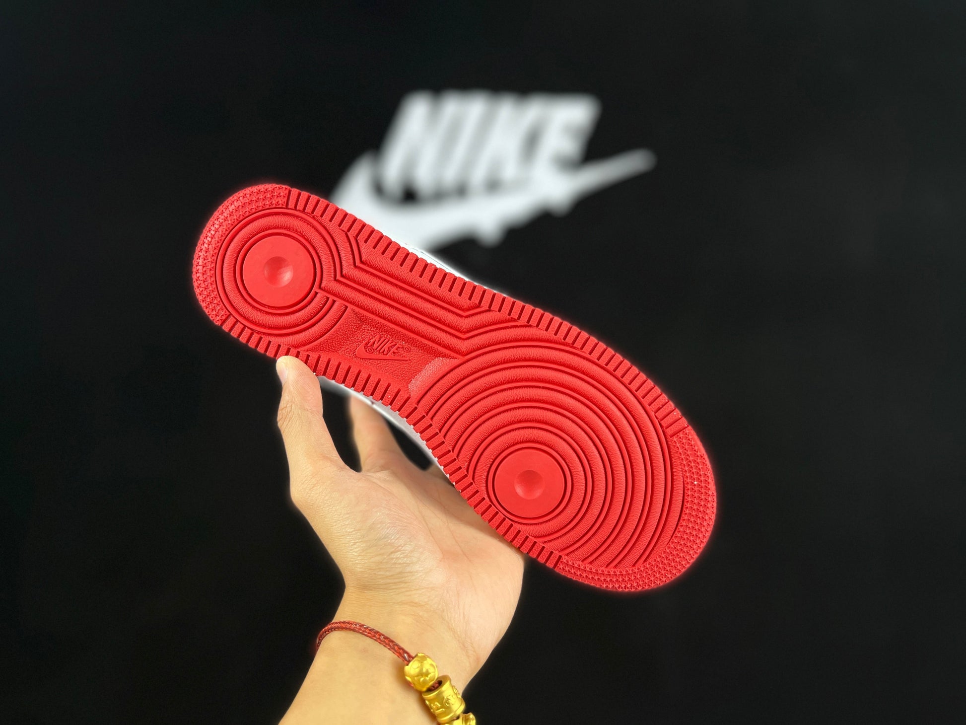 NIKE AIR FORCE 1 '07 "Red" - Phantom Kicks