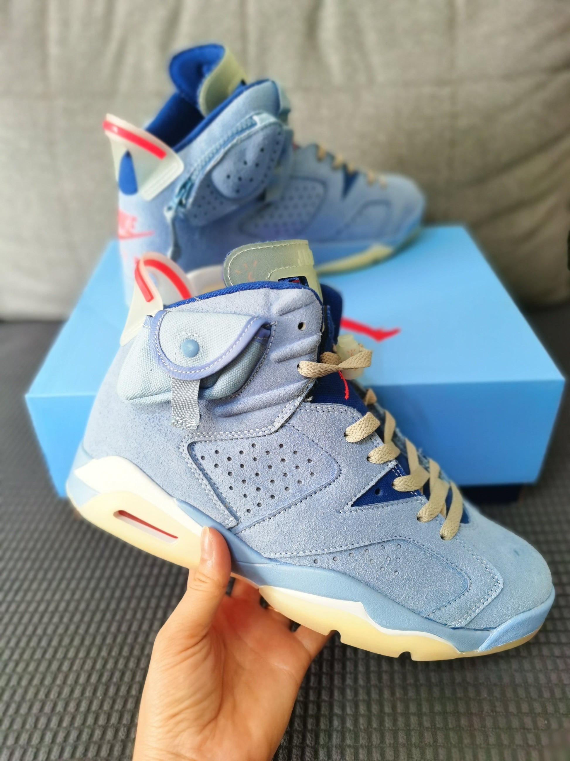 Jordan 6 "UNC" - Phantom Kicks