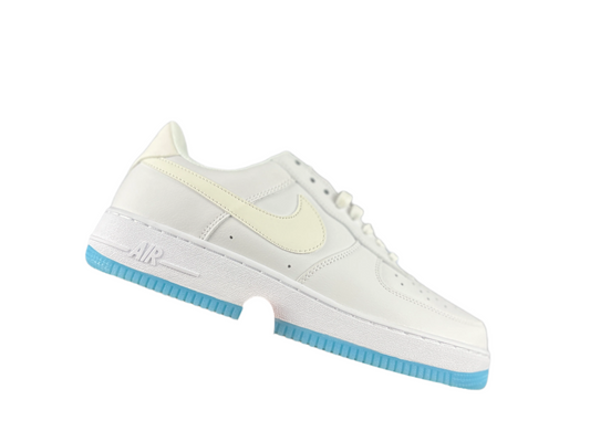 NIKE AIR FORCE 1 "White/Blue/Pink Thermochromatic" - Phantom Kicks