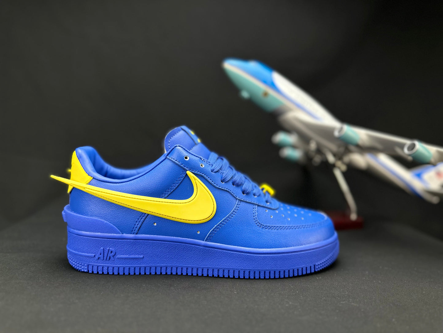 NIKE AIR FORCE 1 "Big Swoosh Blue" - Phantom Kicks