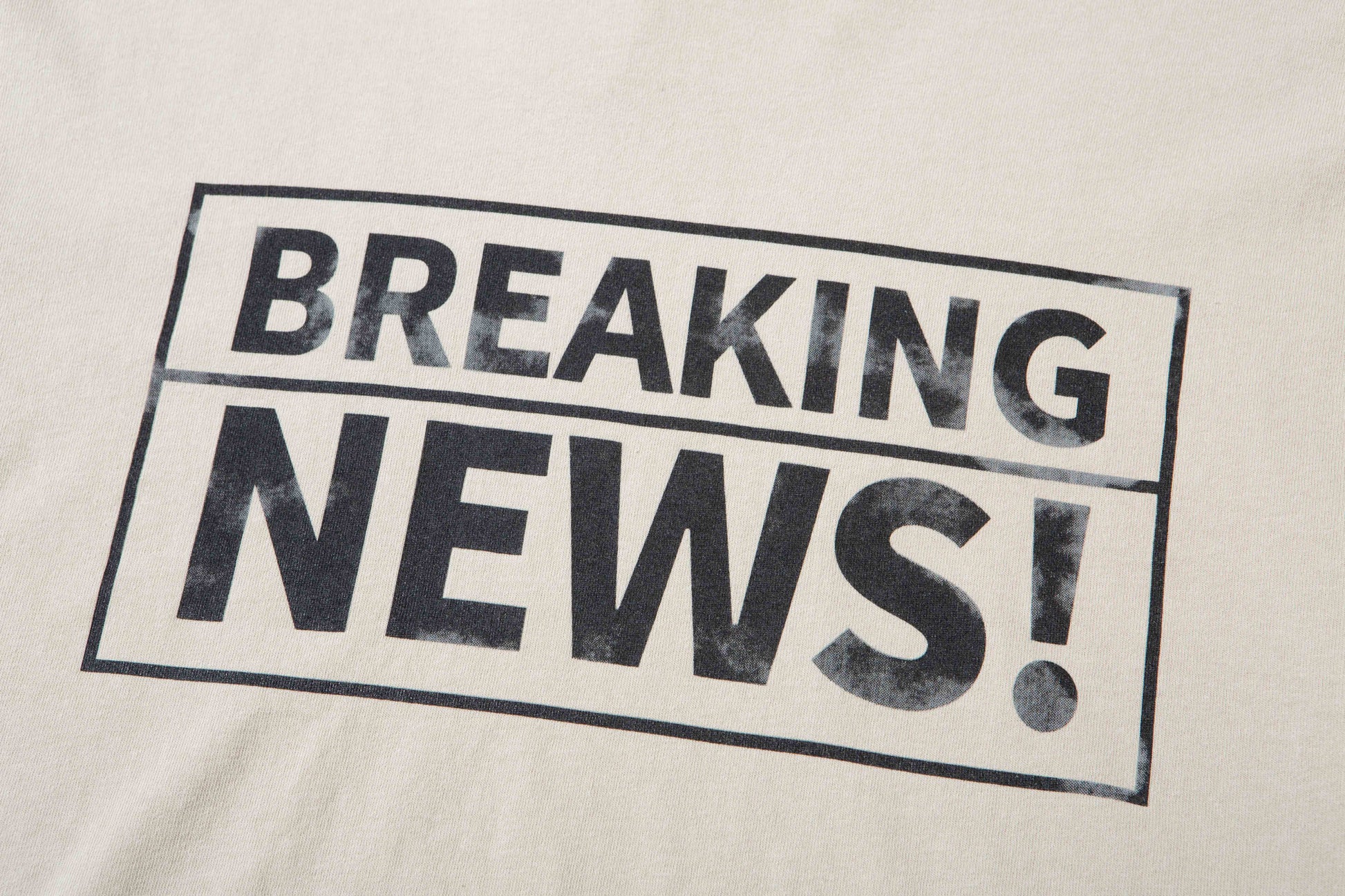 Gallery Dept Breaking News Tee - Phantom Kicks