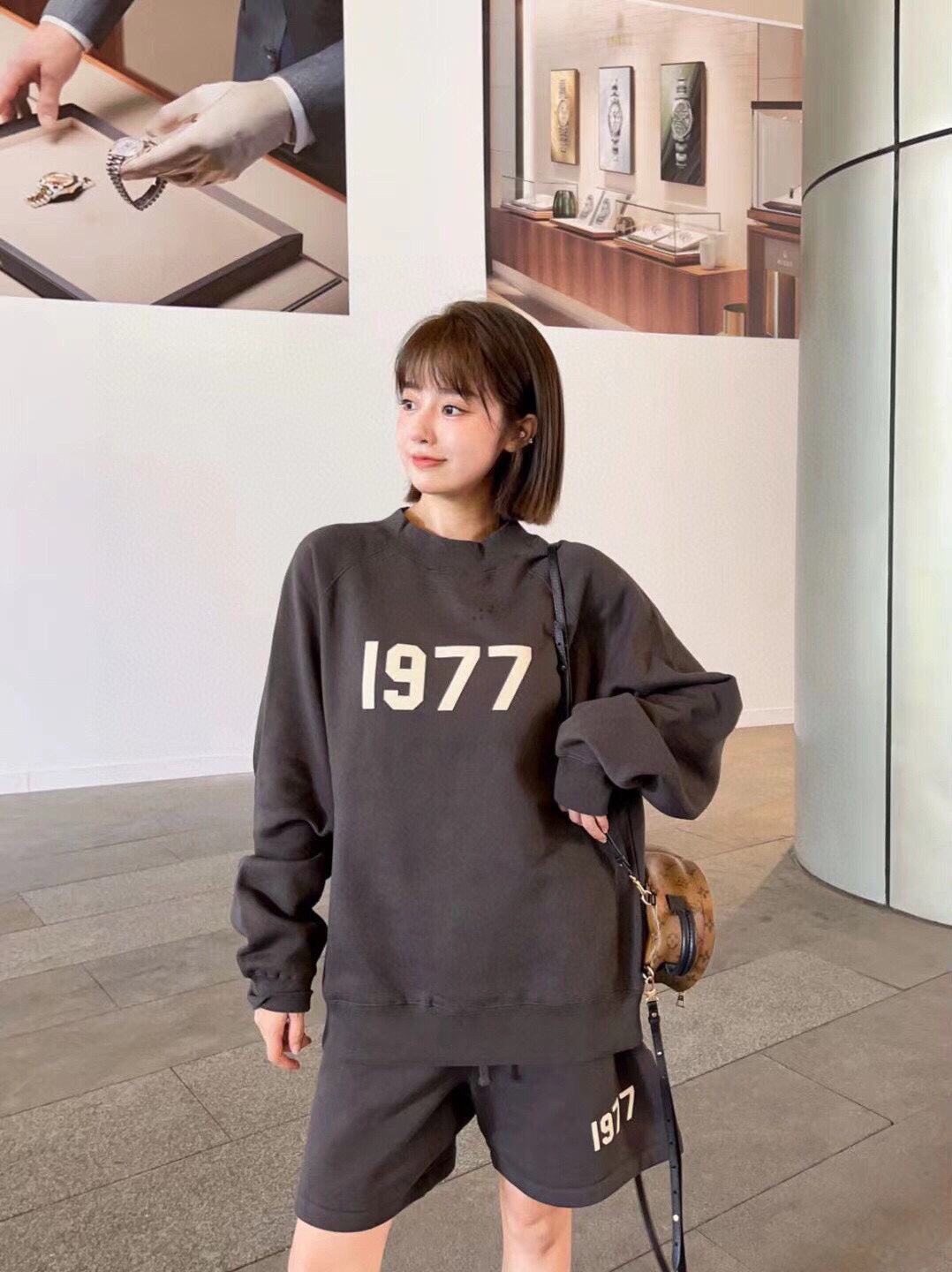 Essentials Sweatshirt - Phantom Kicks