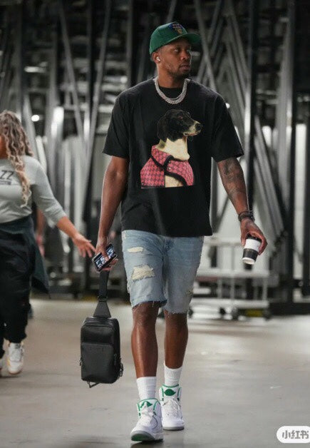 Gucci Dog Print T-Shirt in Black - Phantom Kicks