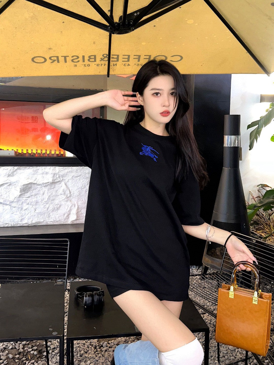 Burberry Black T-Shirt with Blue Equestrian Knight Logo - Phantom Kicks