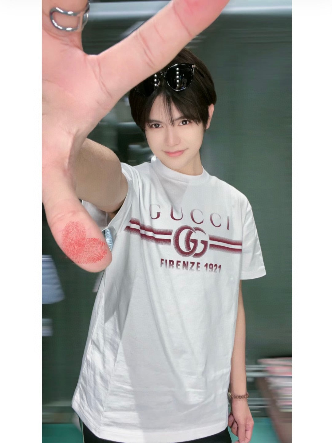 Gucci White T-Shirt with Firenze 1921 Logo - Phantom Kicks