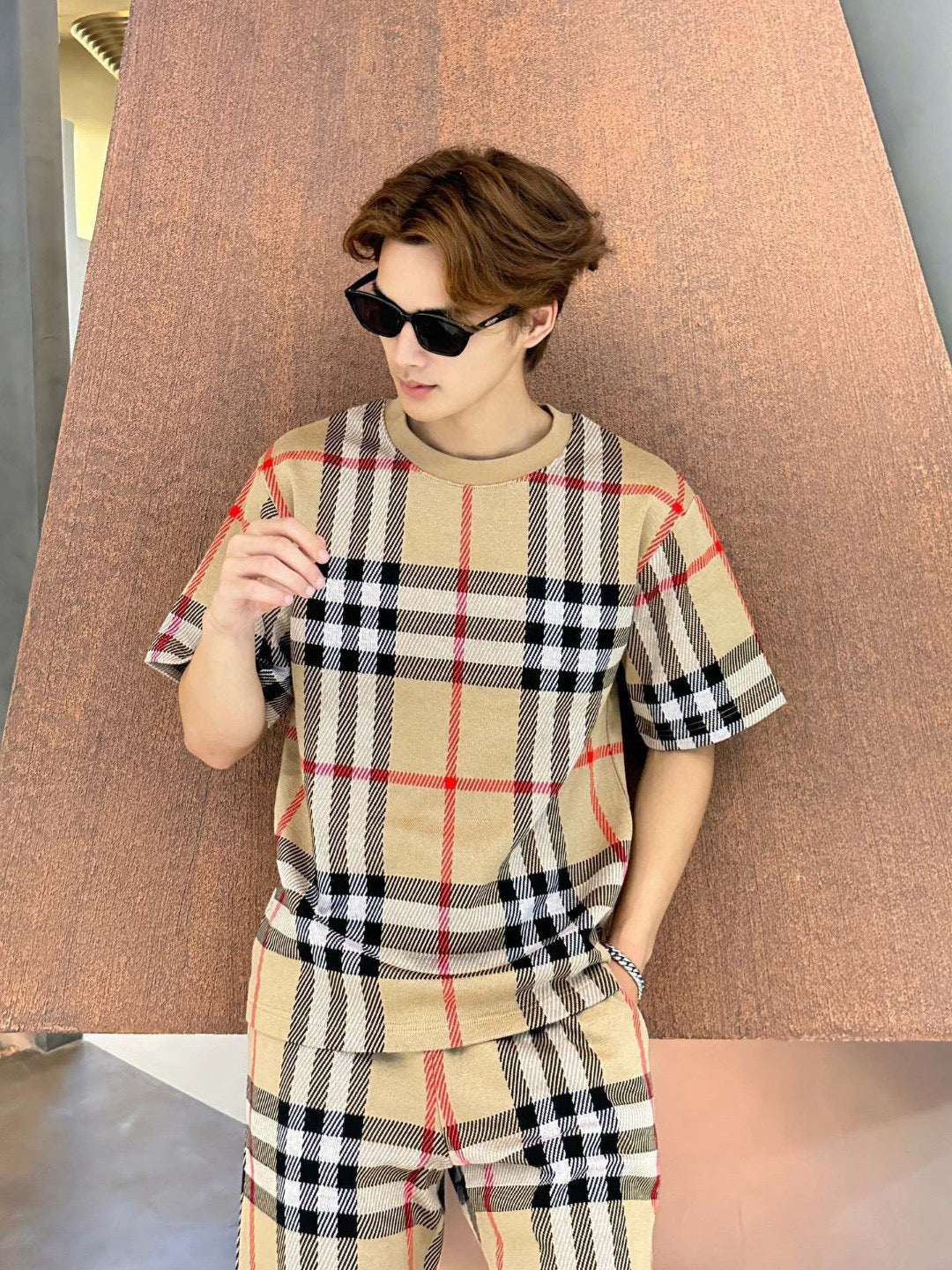 Burberry Beige Check T-Shirt - Phantom Kicks