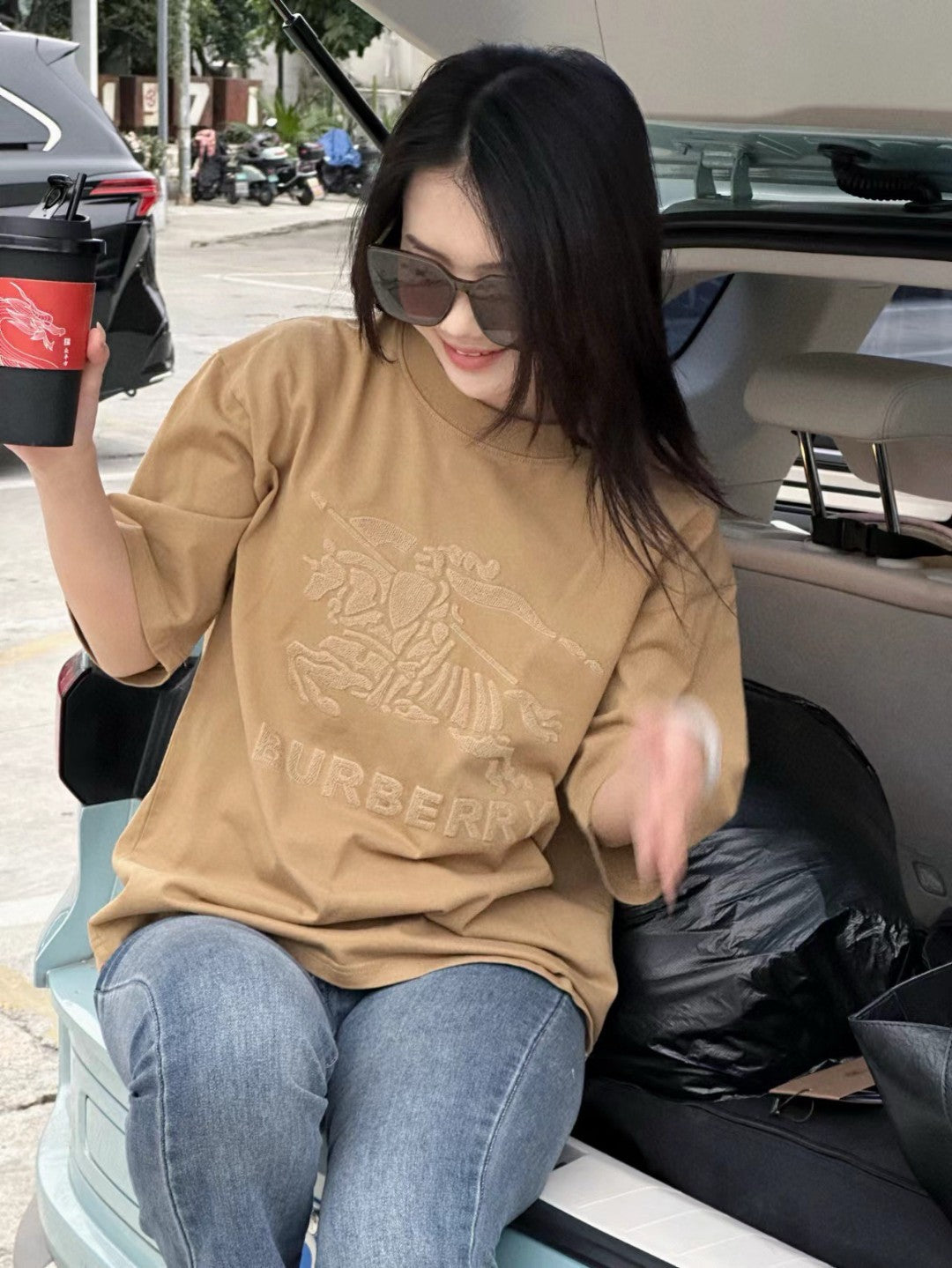 Burberry T-Shirt - Embroidered Knight Logo - Phantom Kicks