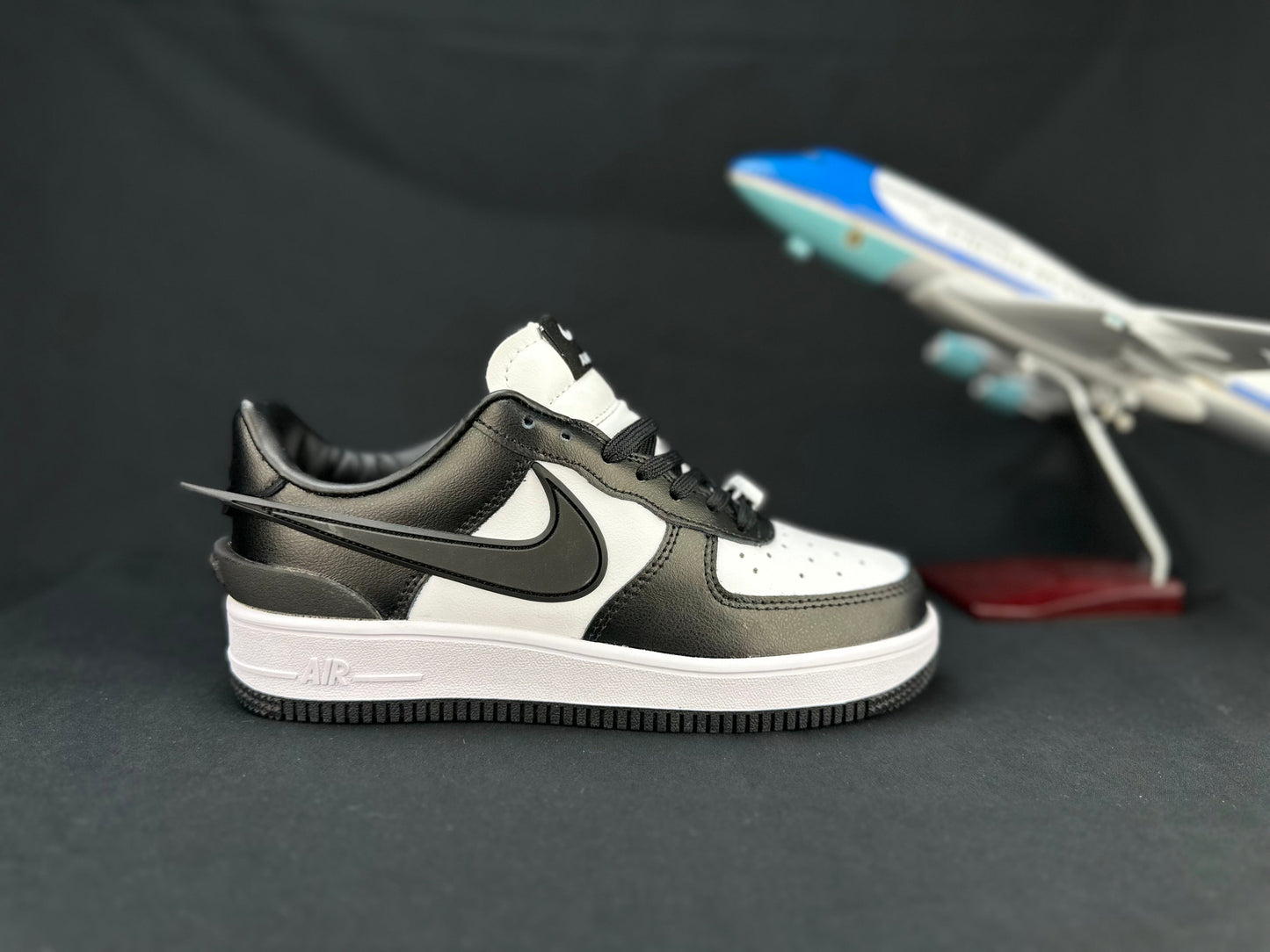 NIKE AIR FORCE 1 "Big Swoosh Panda" - Phantom Kicks