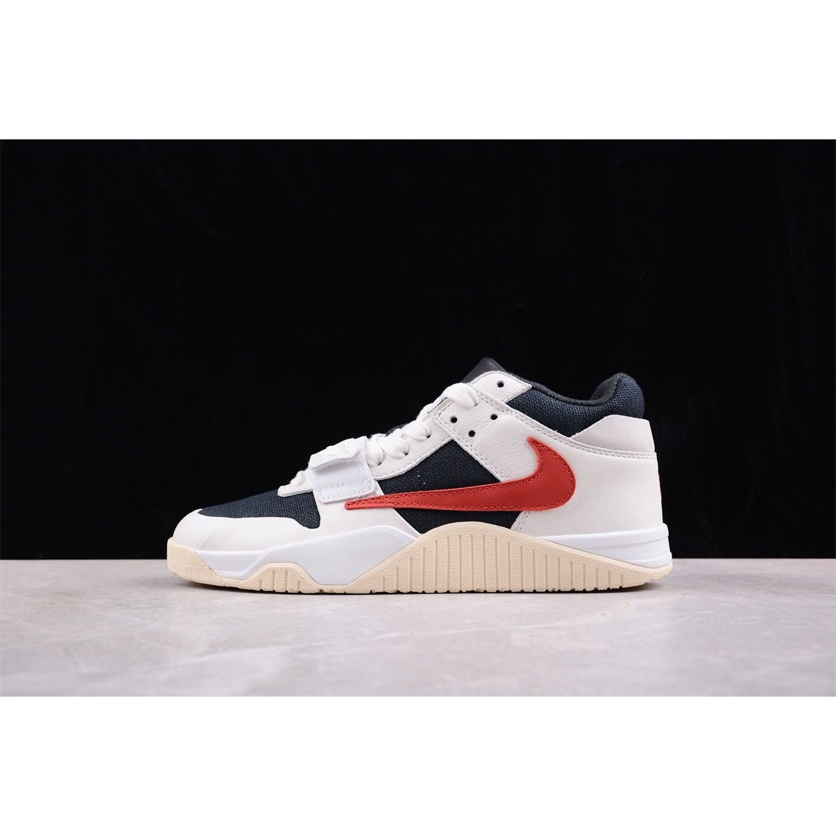 JORDAN JUMPMAN JACK TR x UNIVERSITY RED - Phantom Kicks