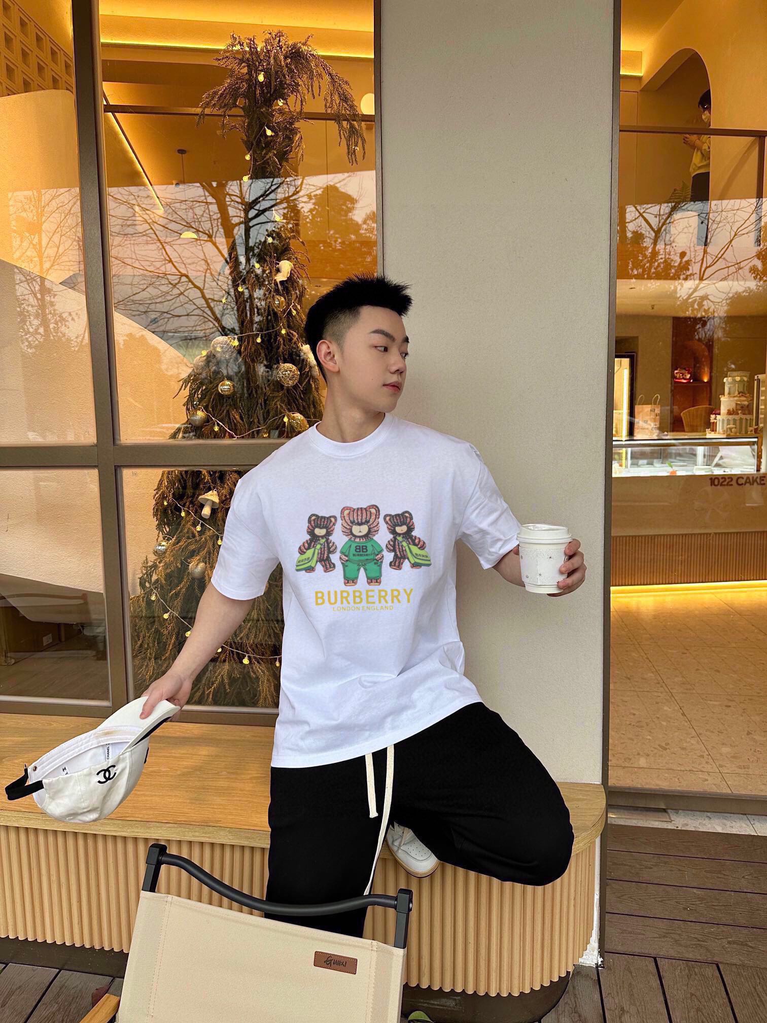 Gucci T-Shirt - Phantom Kicks