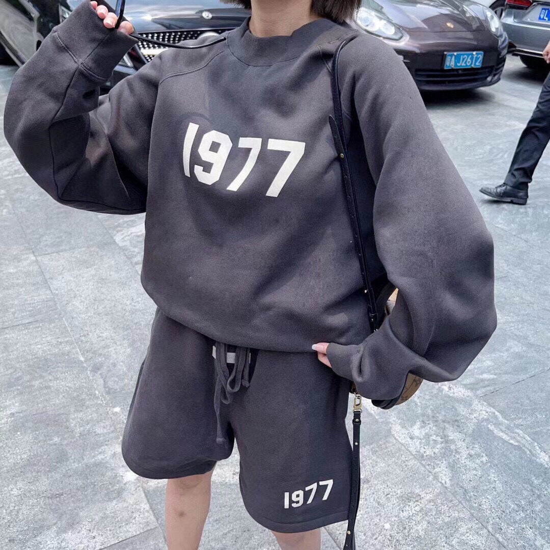 Essentials Sweatshirt - Phantom Kicks