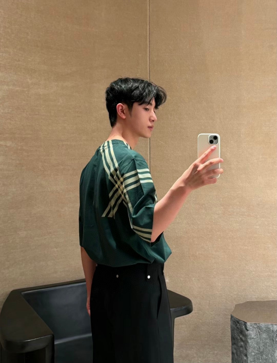 Burberry Green Check Pattern T-Shirt - Phantom Kicks
