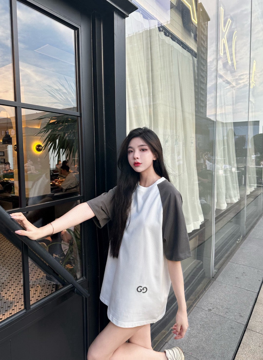 Gucci Two-Tone T-Shirt with GG Logo - Phantom Kicks