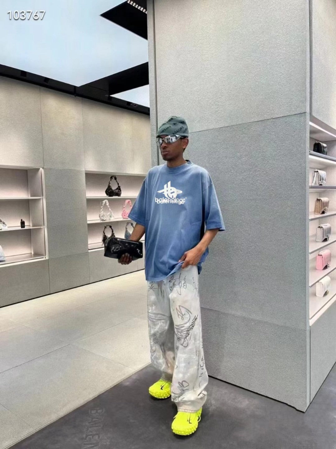 Balenciaga T-Shirt - Phantom Kicks