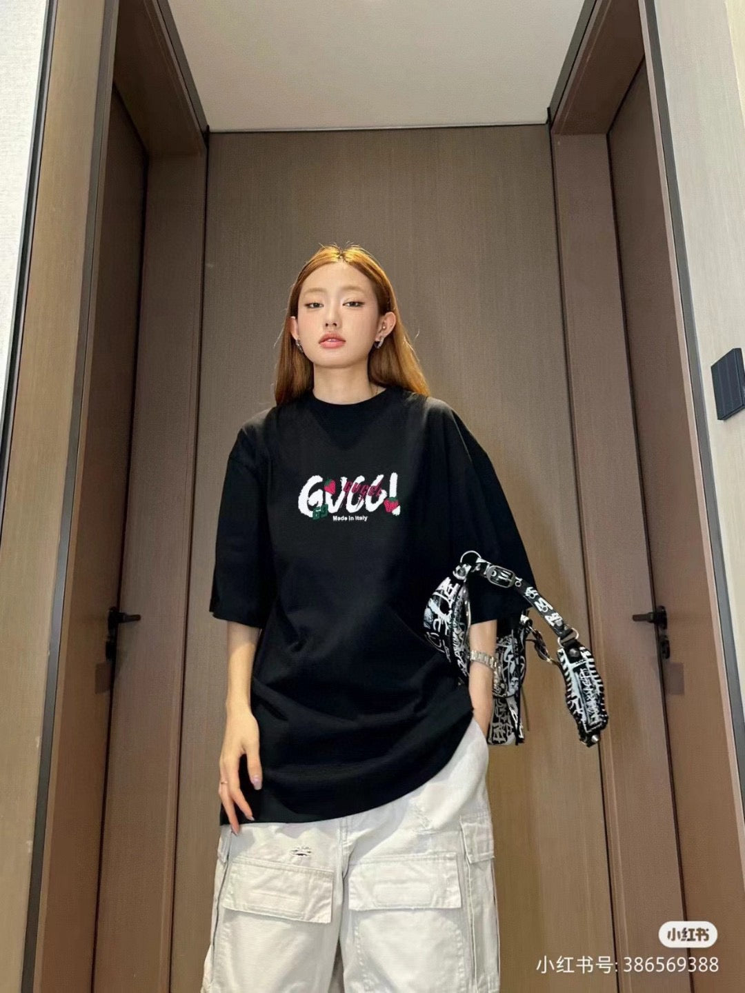 Gucci Strawberry Logo T-Shirt (Black) - Phantom Kicks