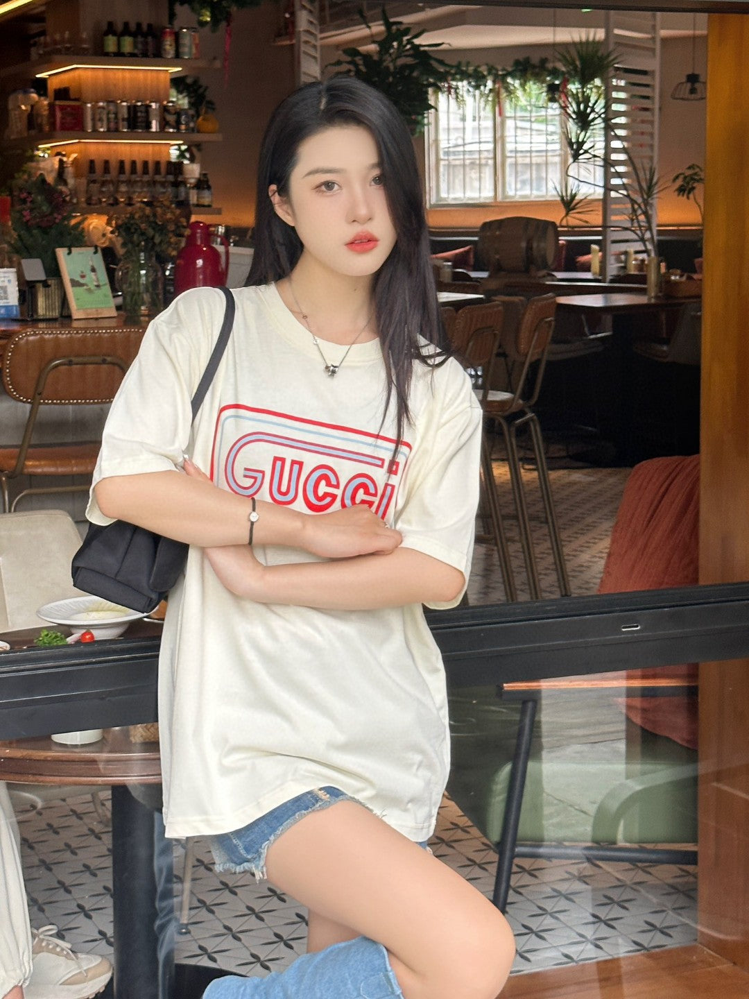 Gucci Vintage Logo T-Shirt - Phantom Kicks