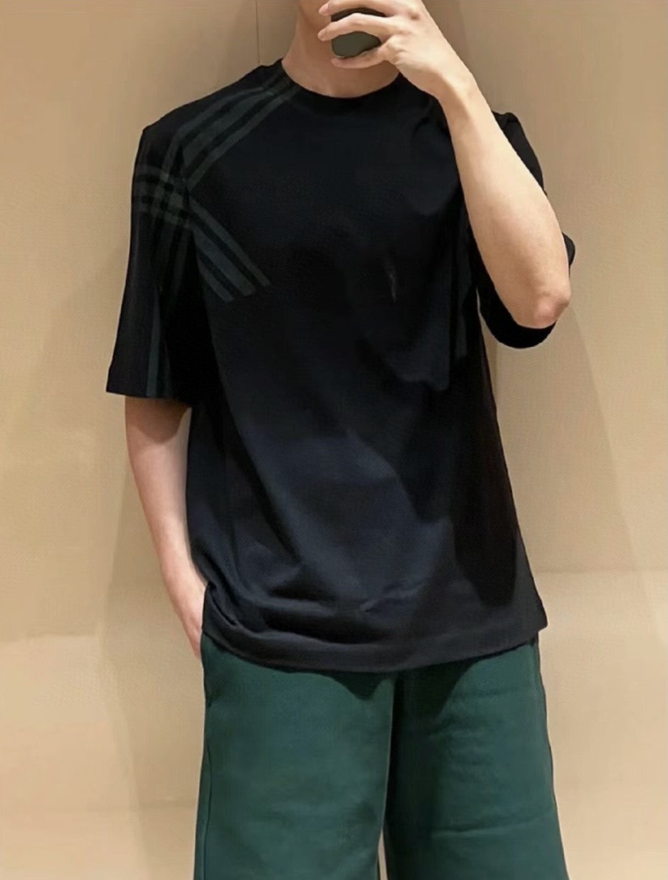 Burberry Black Check Pattern T-Shirt - Phantom Kicks
