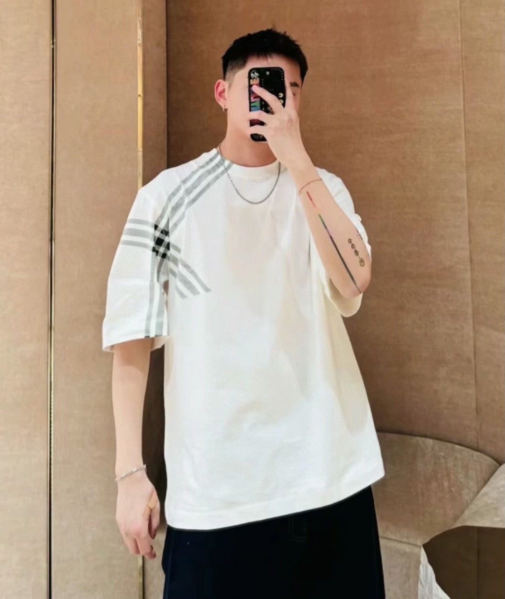 Burberry Check Pattern T-Shirt - Phantom Kicks