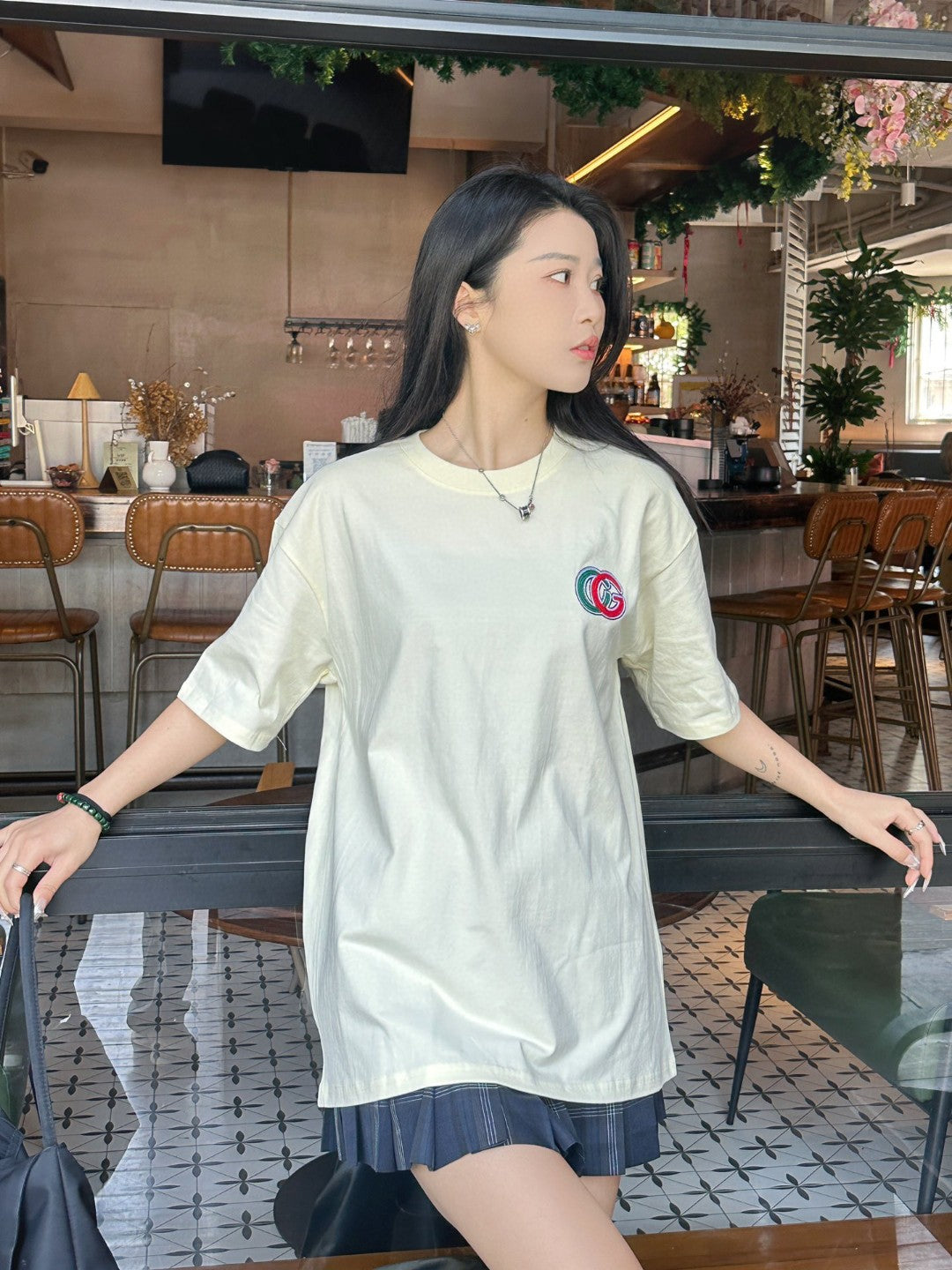 Gucci Interlocking GG Cream T-Shirt - Phantom Kicks